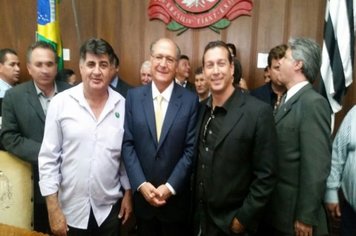 Toninho assina convênio com o DADE e garante mais de R$ 2 milhões para Águas de Lindóia