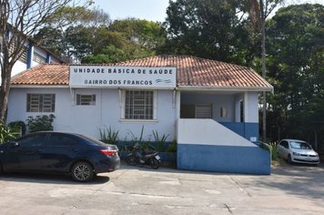 Prefeitura inicia reforma da unidade de saúde do bairro dos Francos