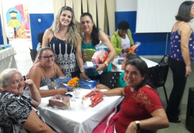 CRAS comemora Dia da Mulher com atividades para integrantes dos programas sociais