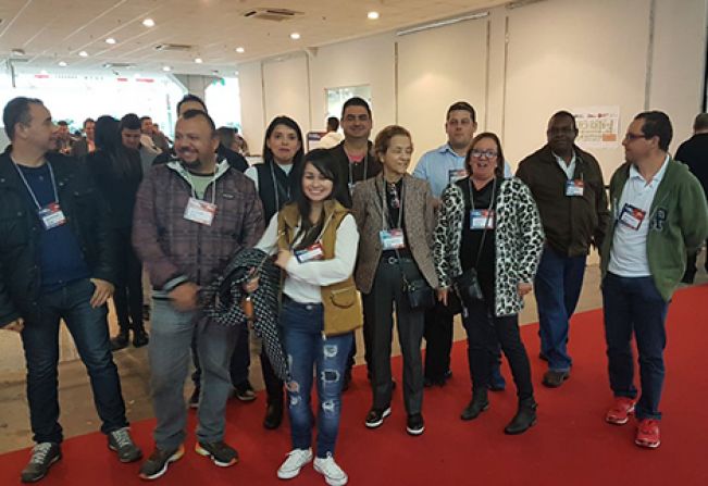 Membros da equipe do Salmu visitam Expo Emergência