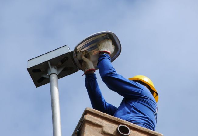Prefeitura divulga novo número de telefone para manutenção de iluminação pública