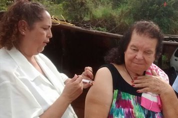 Primeira etapa de vacinação contra a Febre Amarela imuniza mais de 700 pessoas em apenas um dia