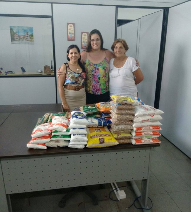 Fundo Social de Águas de Lindóia recebe doação de alimentos do Motocar