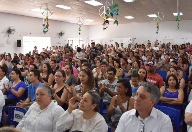 Inauguração de monumento, capsula do tempo e apresentação de escolas marcam Dia Municipal da Paz